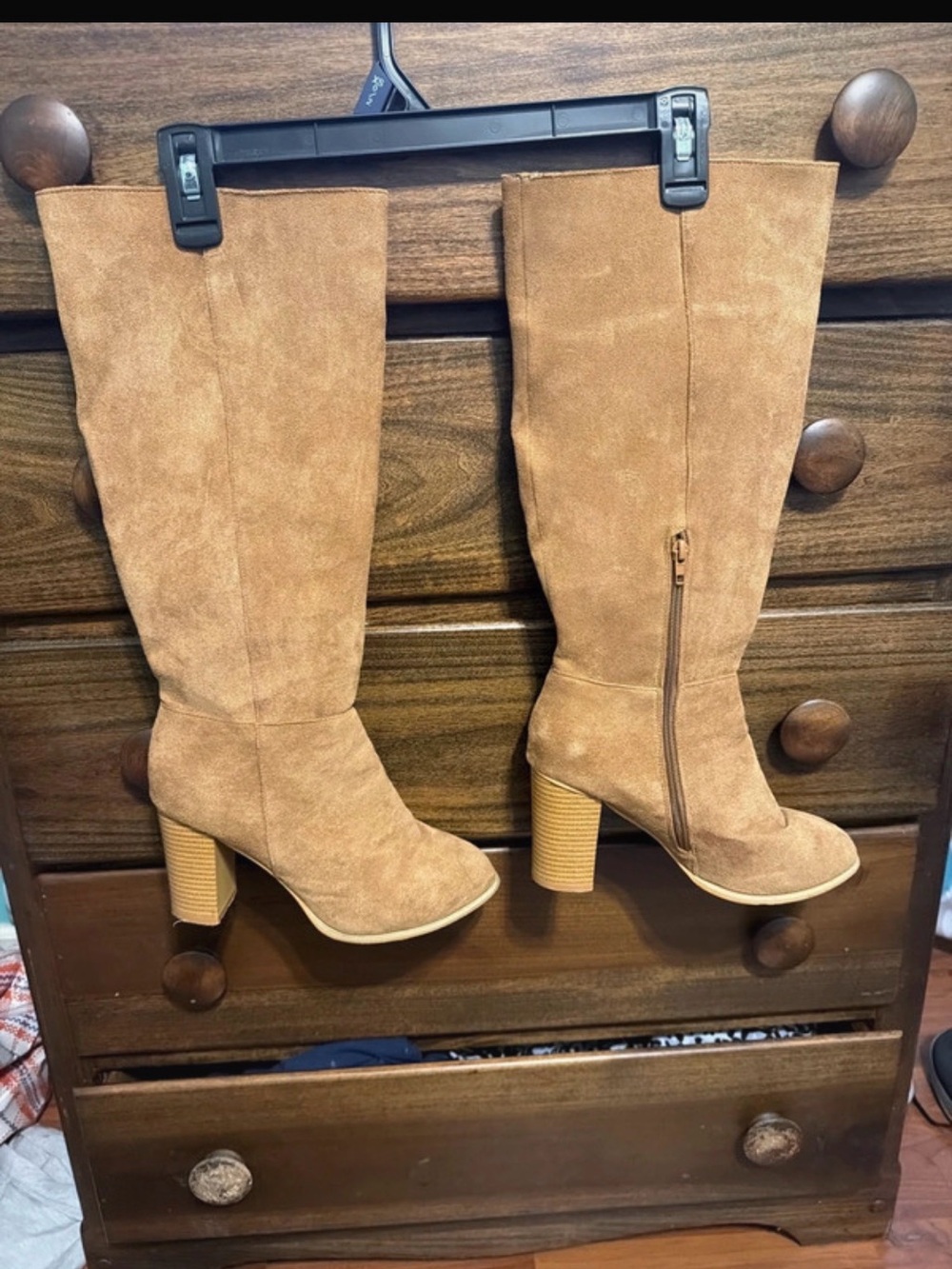 Source Unknown Tan Suede Knee-High Block Heel Boots